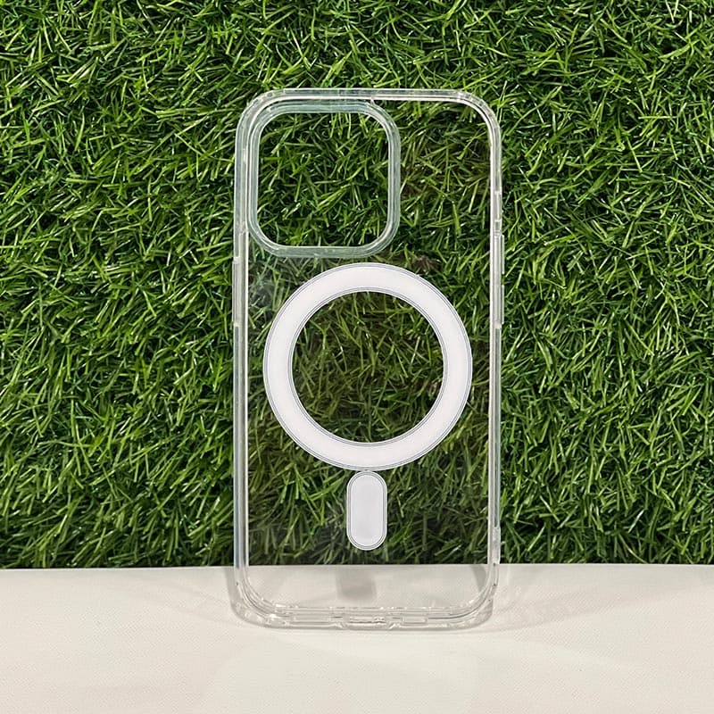 Прозрачен MagSafe кейс за iPhone