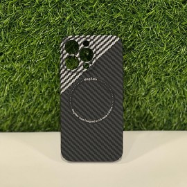 MagSafe кейс с карбонова текстура за Iphone