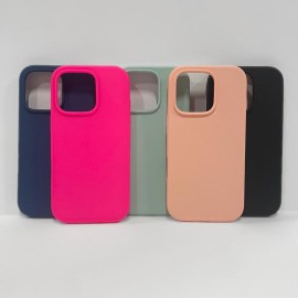 Черен силиконов кейс за iPhone 16 Pro