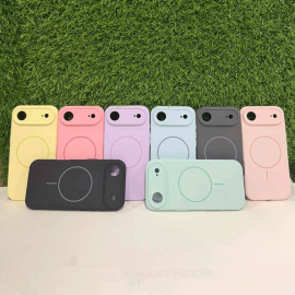 Цветен MagSafe кейс за iPhone 17 Air