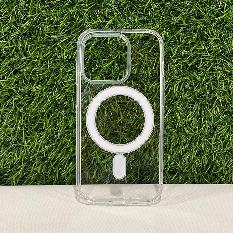 Прозрачен MagSafe кейс за iPhone